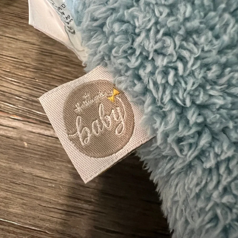 Hallmark Baby Landau Plush Blue Whale Stuffed Animal Baby Soft Toy - Picture 4 of 5